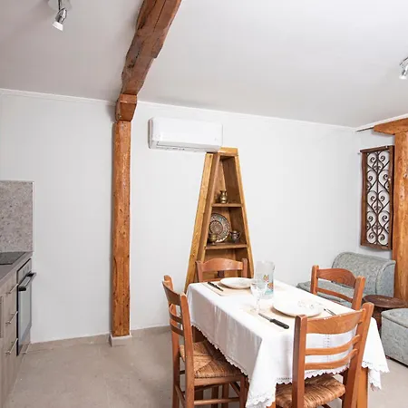 Apartamento Marianna's And Aristidis' Sívros