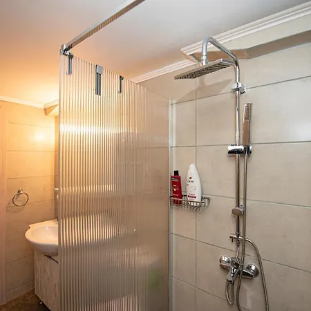 Marianna's And Aristidis' Apartamento *