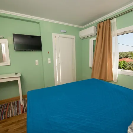 Marianna's And Aristidis' Apartamento *